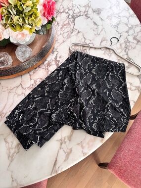 Jude Connally Snake Print Wide Leg Pant Size Medium